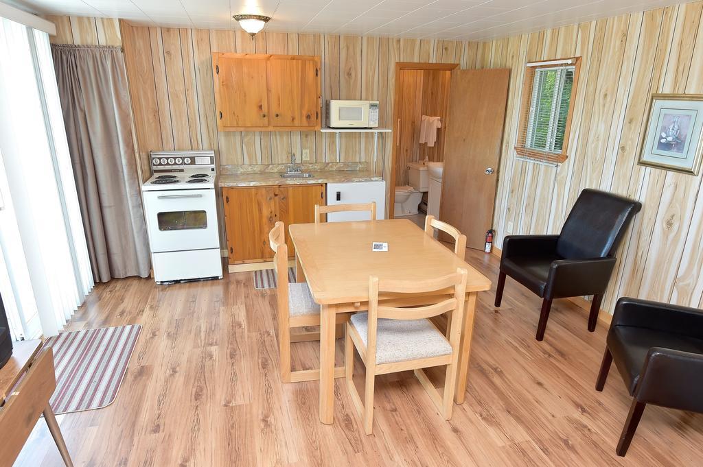 Auberge Sur Mer Charlevoix Saint-Siméon Zewnętrze zdjęcie