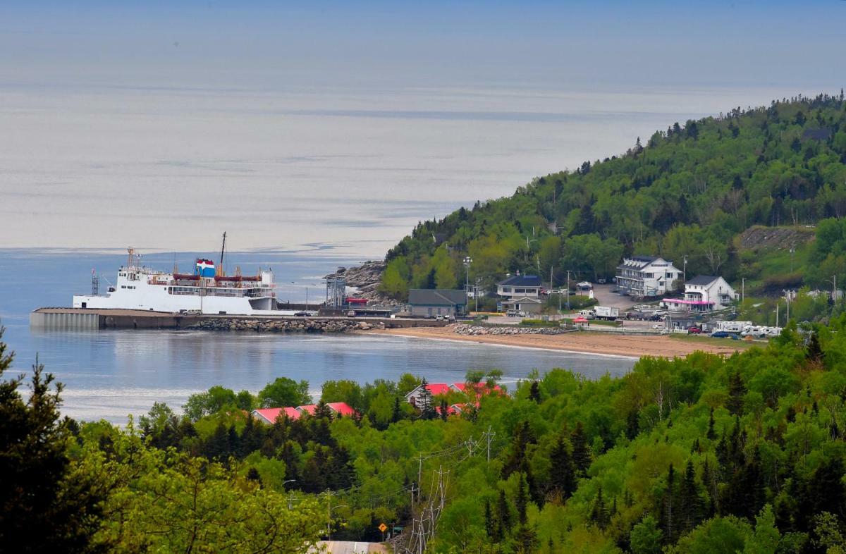 Auberge Sur Mer Charlevoix Saint-Siméon Zewnętrze zdjęcie